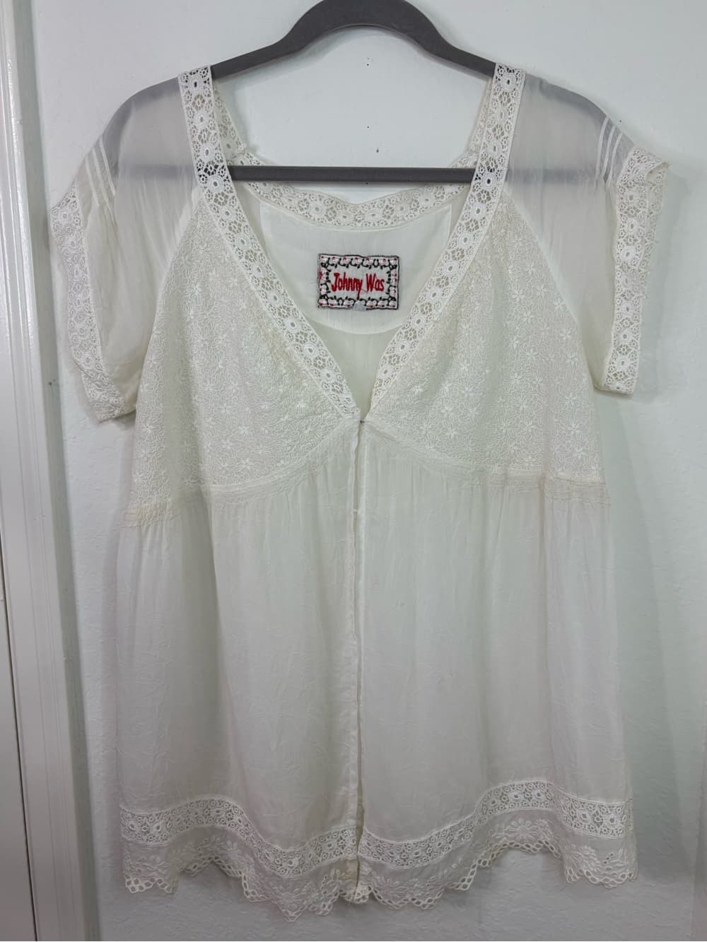 Johnny Was Ivory Embroidered Lace Boho Peasant Blouse Sheer Sleeve Medium