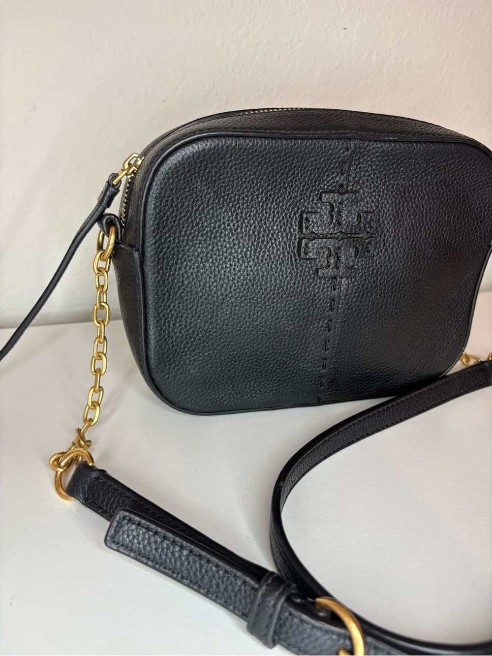 Tory Burch Black Pebbled Leather McGraw Camera Crossbody Bag gold hardware - Thumbnail 11