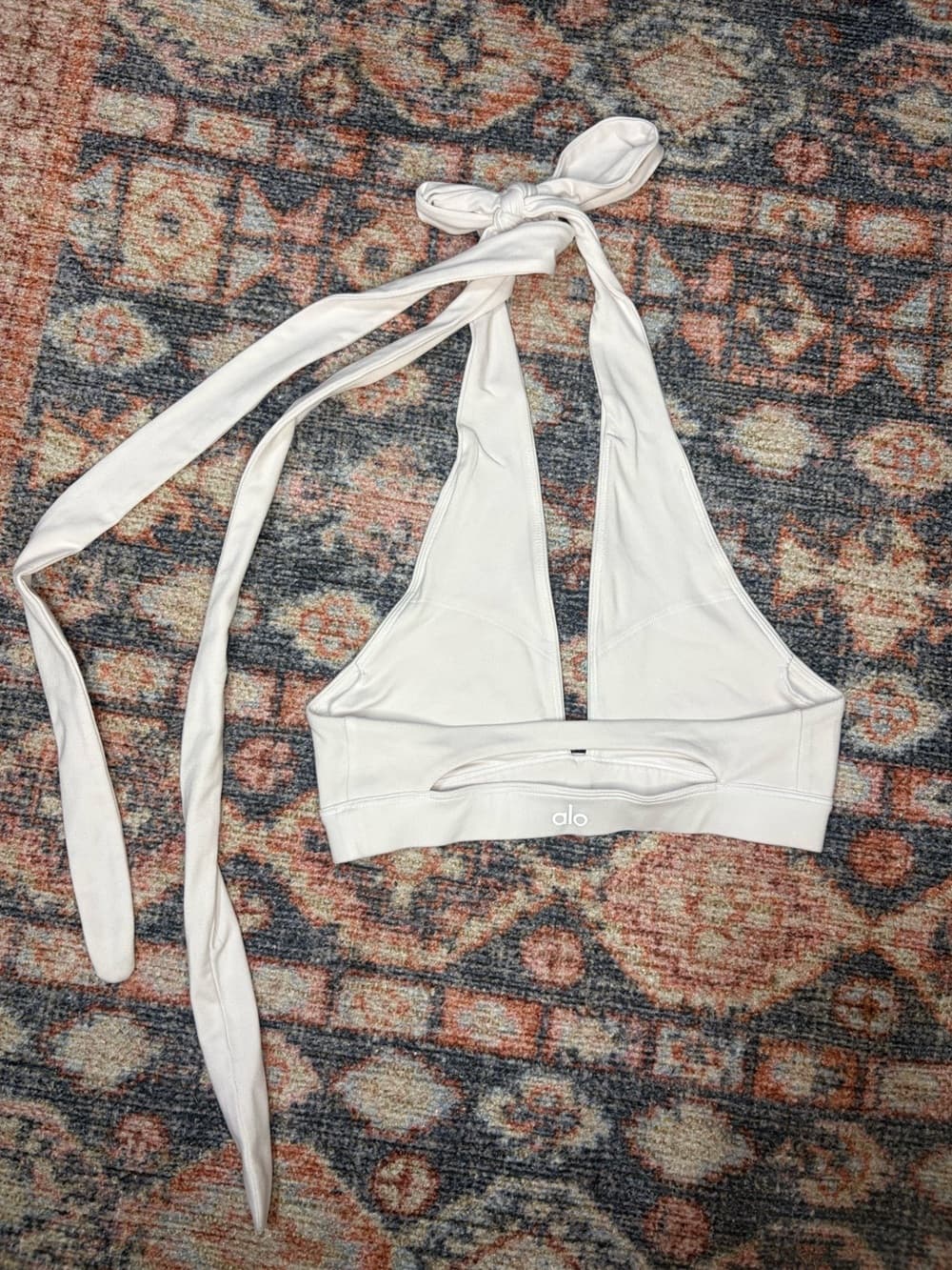 Alo Yoga Alosoft Switch It Up Bra in white criss-cross wrap ties size XS - Thumbnail 2