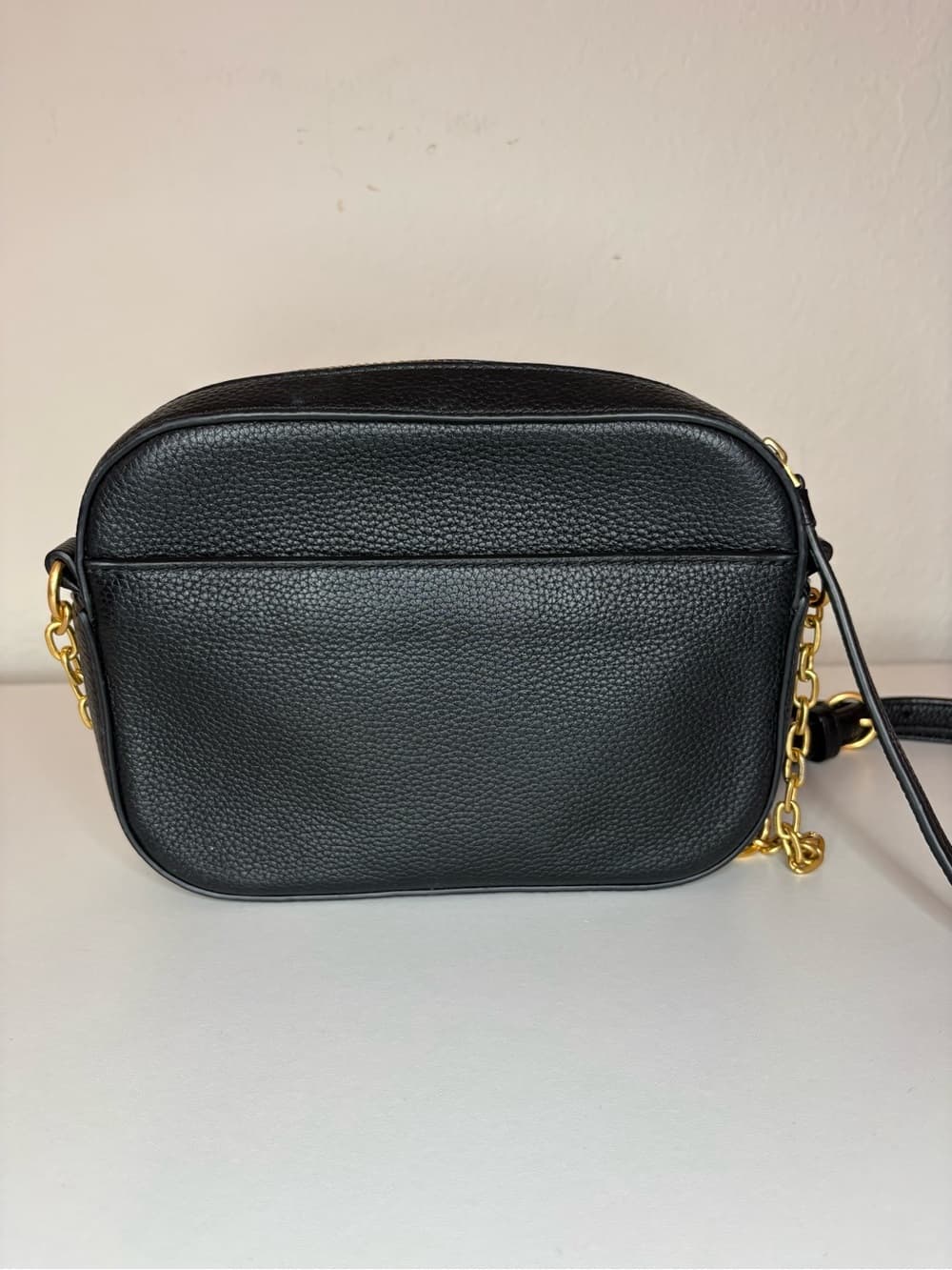 Tory Burch Black Pebbled Leather McGraw Camera Crossbody Bag gold hardware - Thumbnail 9