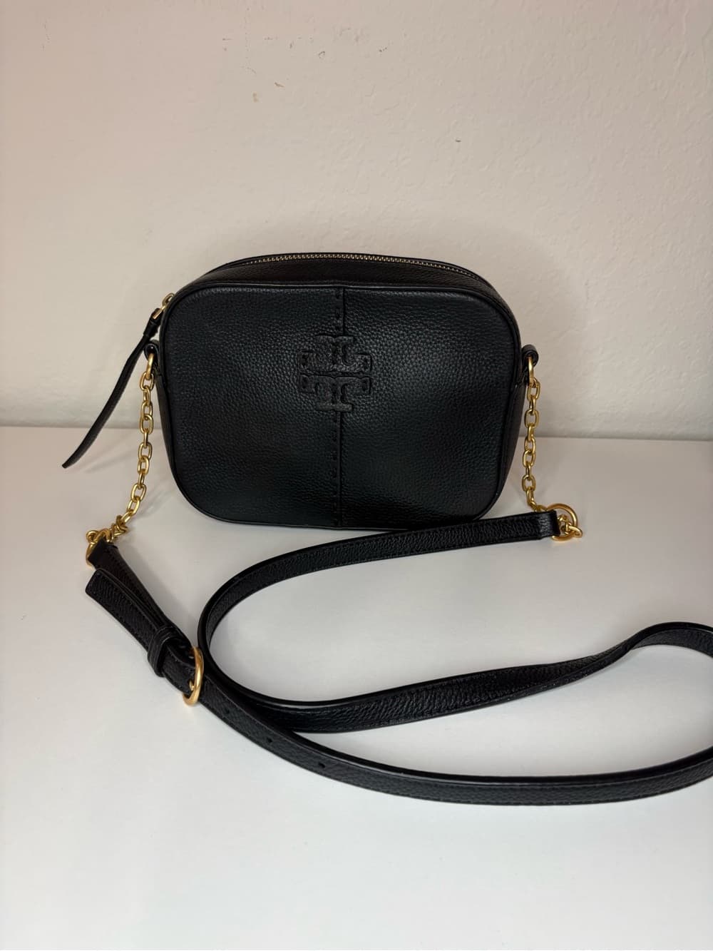 Tory Burch Black Pebbled Leather McGraw Camera Crossbody Bag gold hardware - Thumbnail 10