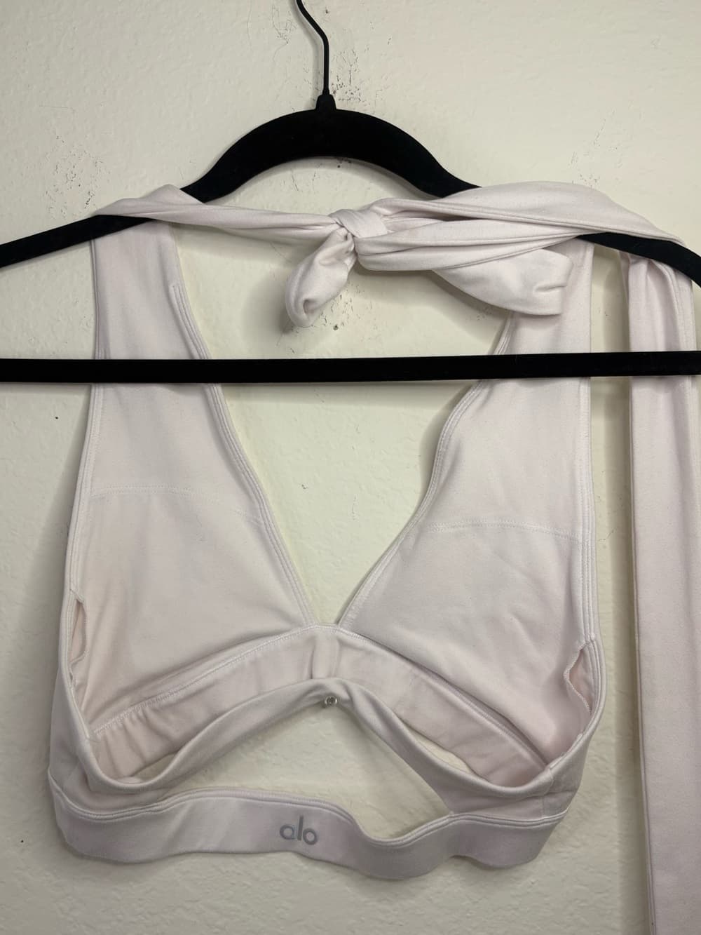 Alo Yoga Alosoft Switch It Up Bra in white criss-cross wrap ties size XS - Thumbnail 11