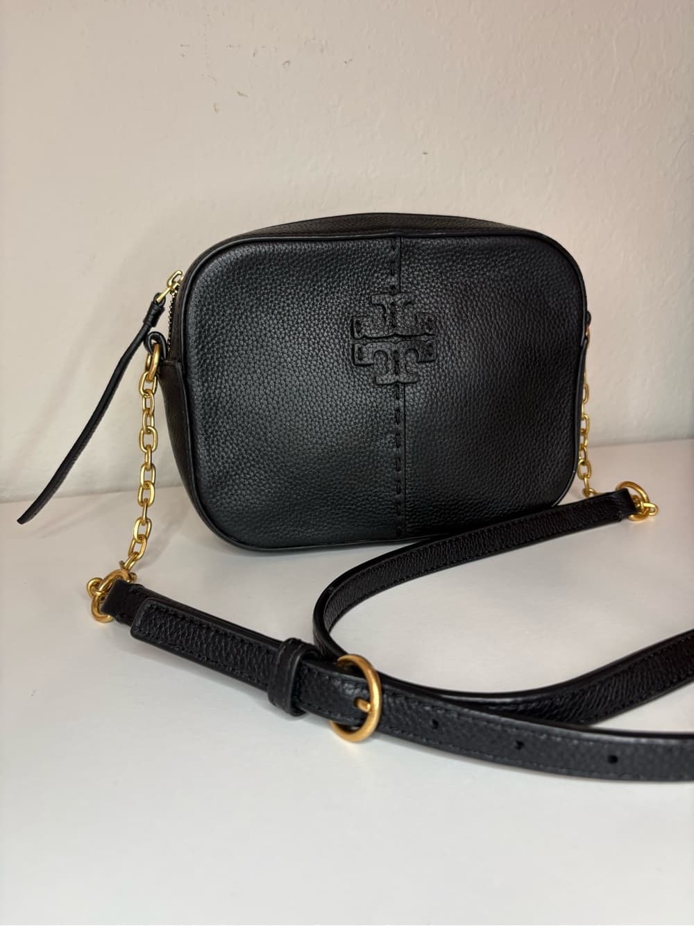 Tory Burch Black Pebbled Leather McGraw Camera Crossbody Bag gold hardware - Thumbnail 14