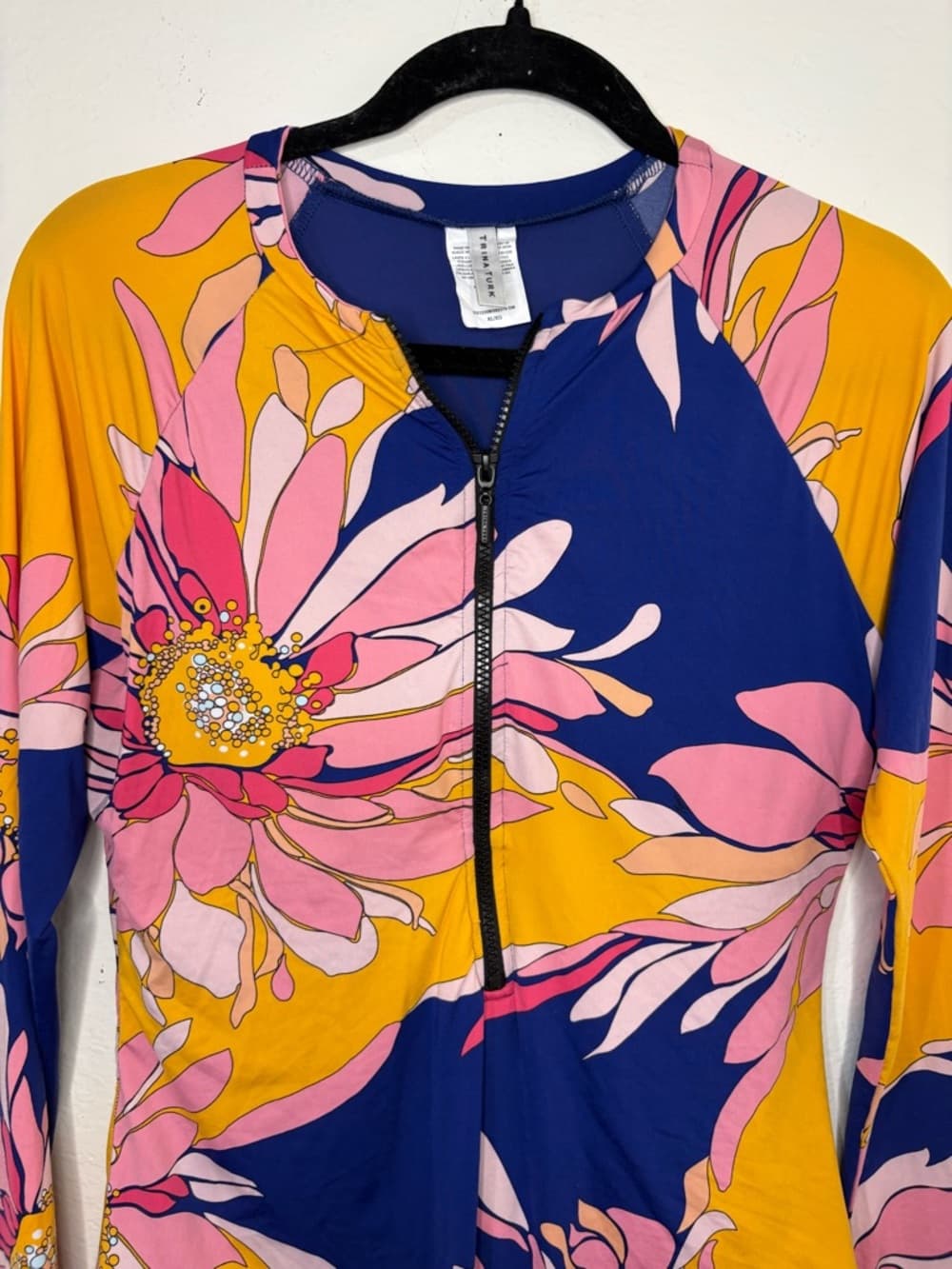 TRINA TURK BREEZE FLORAL LONG SLEEVE SWIMSUIT PADDLE SUIT RASH GUARD Size XL - Thumbnail 2