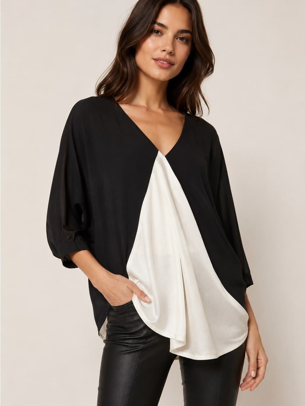 Alice + Olivia Silk Colorblock Dolman Sleeve Blouse asymmetrical Hem black white