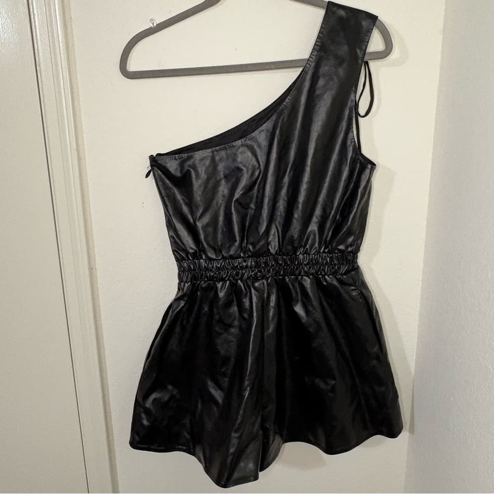 Lovers and Friends REVOLE Black Faux Leather Sleek One Shoulder Romper NWT - Thumbnail 9