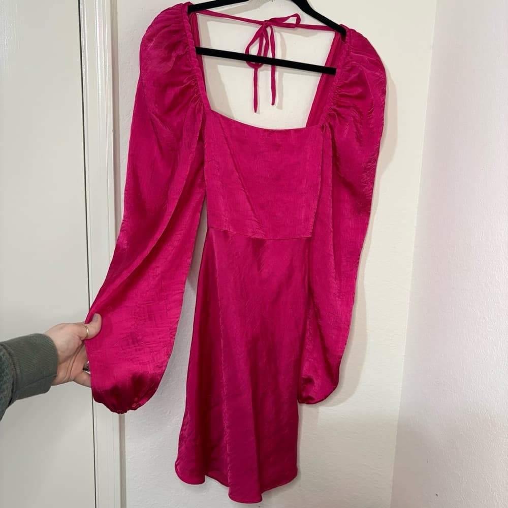 Lovers + Friends Azusa mini dress in berry pink satin crinkle fabric size small - Thumbnail 3
