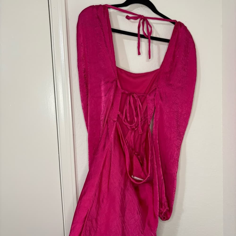 Lovers + Friends Azusa mini dress in berry pink satin crinkle fabric size small - Thumbnail 9