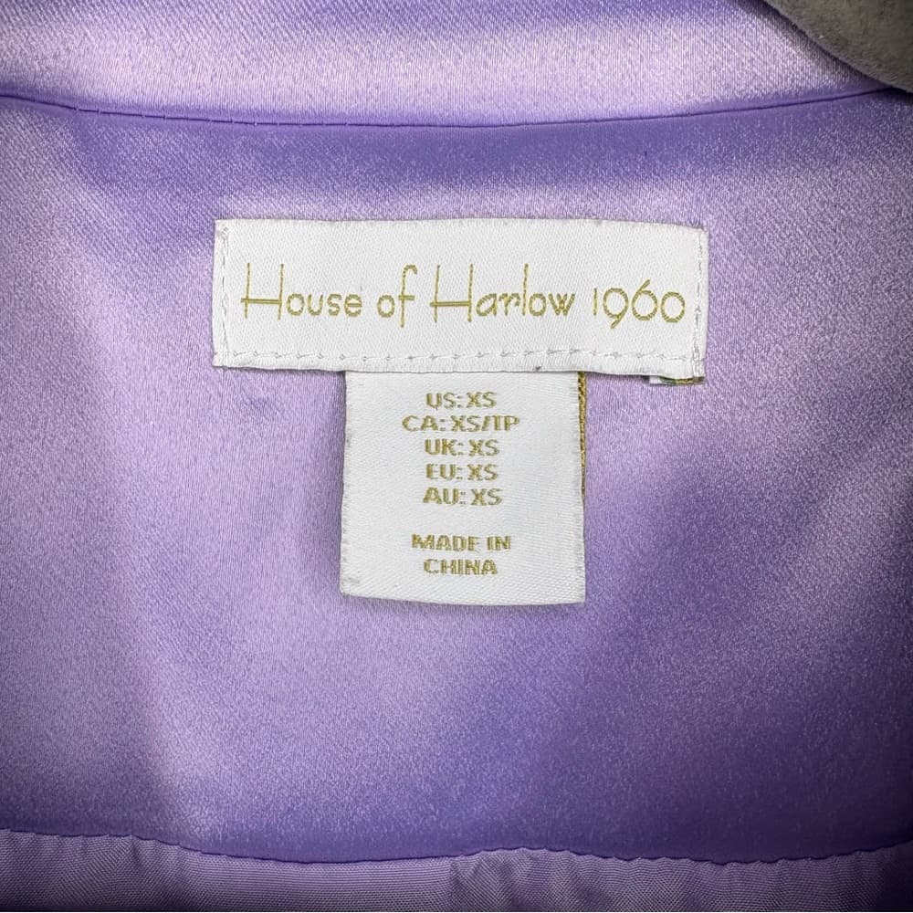 House of Harlow 1960 Gianna Cropped Satin Blazer in lilac - Thumbnail 4