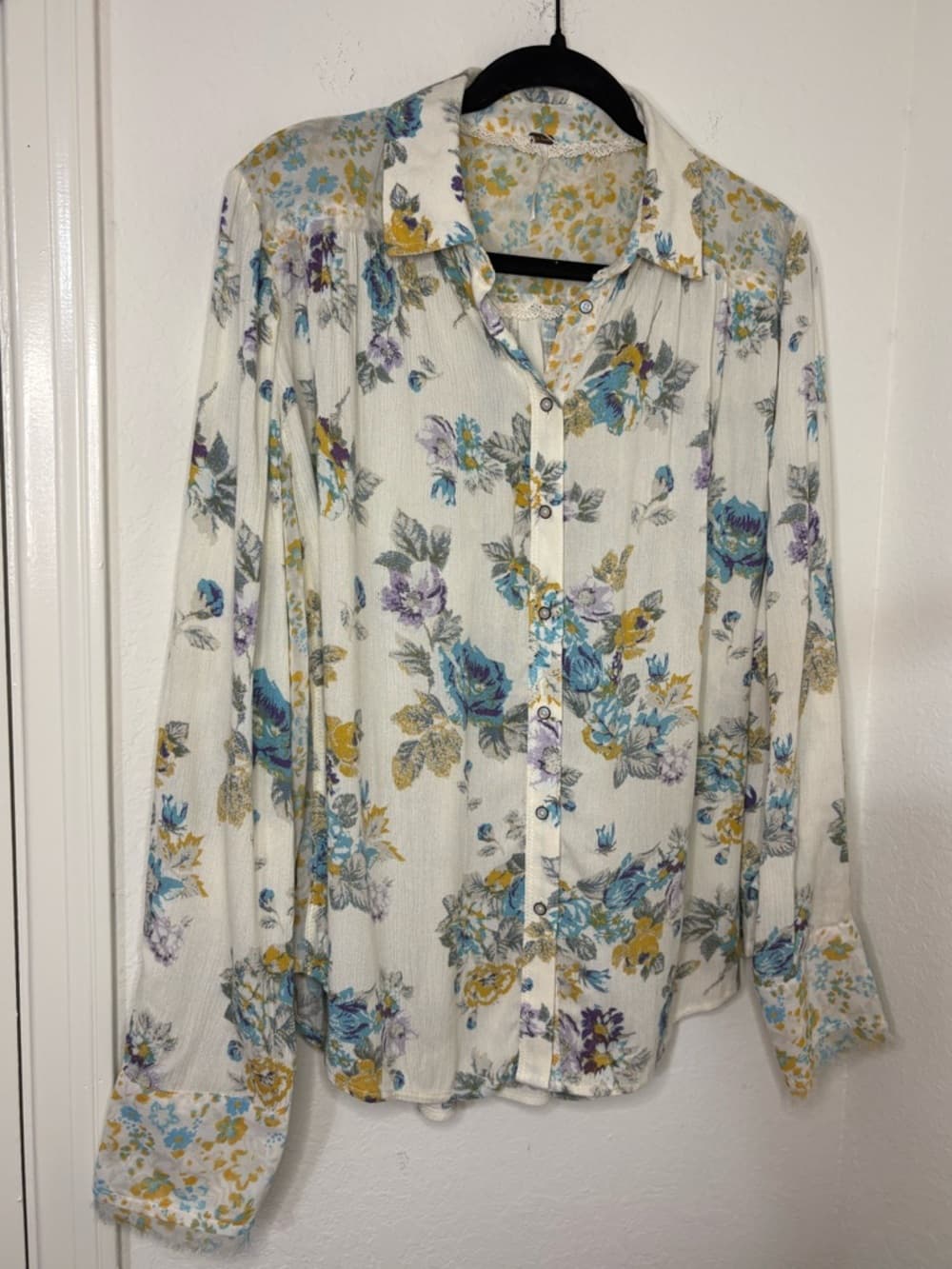 Free People Hold On To Me Floral Printed Blouse oversized Top size Medium - Thumbnail 2