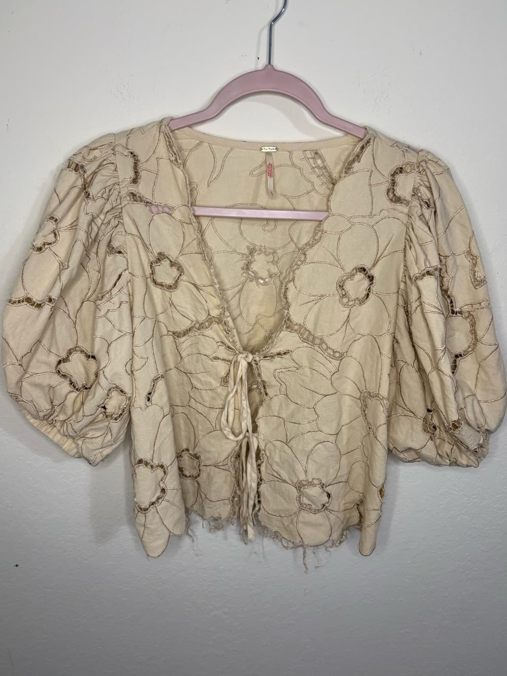 Free People June Top with balloon sleeves and floral embroidery tie front size S - Thumbnail 15