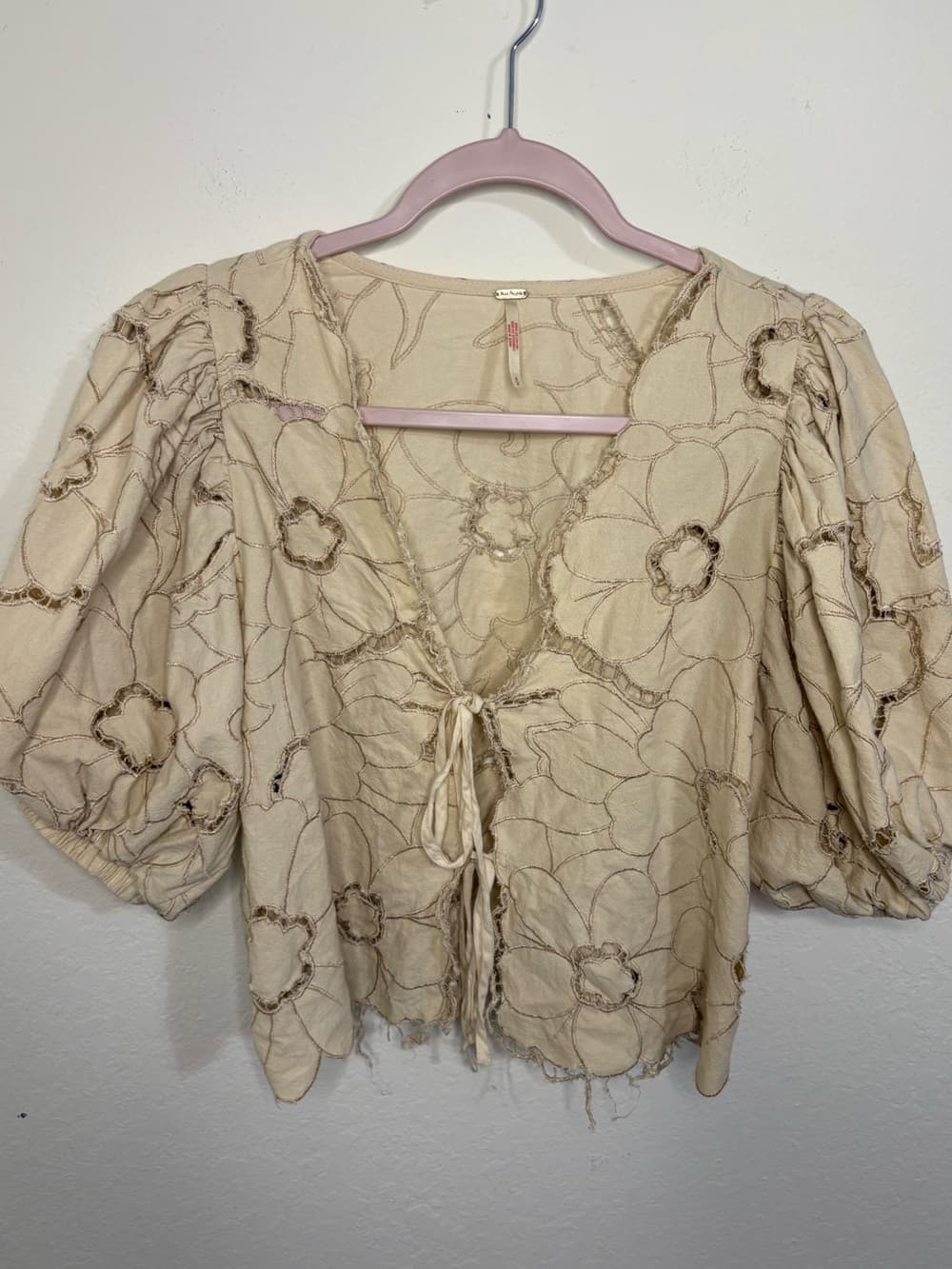 Free People June Top with balloon sleeves and floral embroidery tie front size S - Thumbnail 14