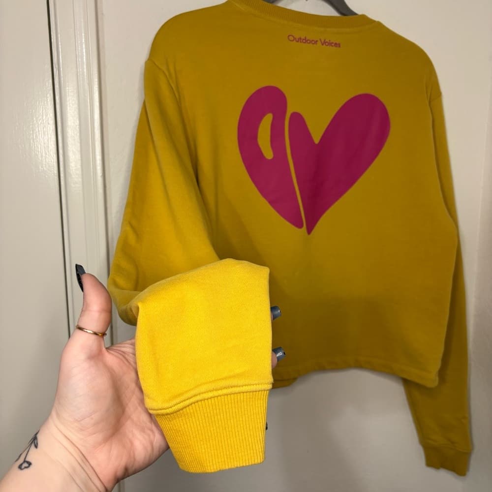 Outdoor Voices Love Without OV Cropped Sweatshirt organic cotton Sz small - Thumbnail 5