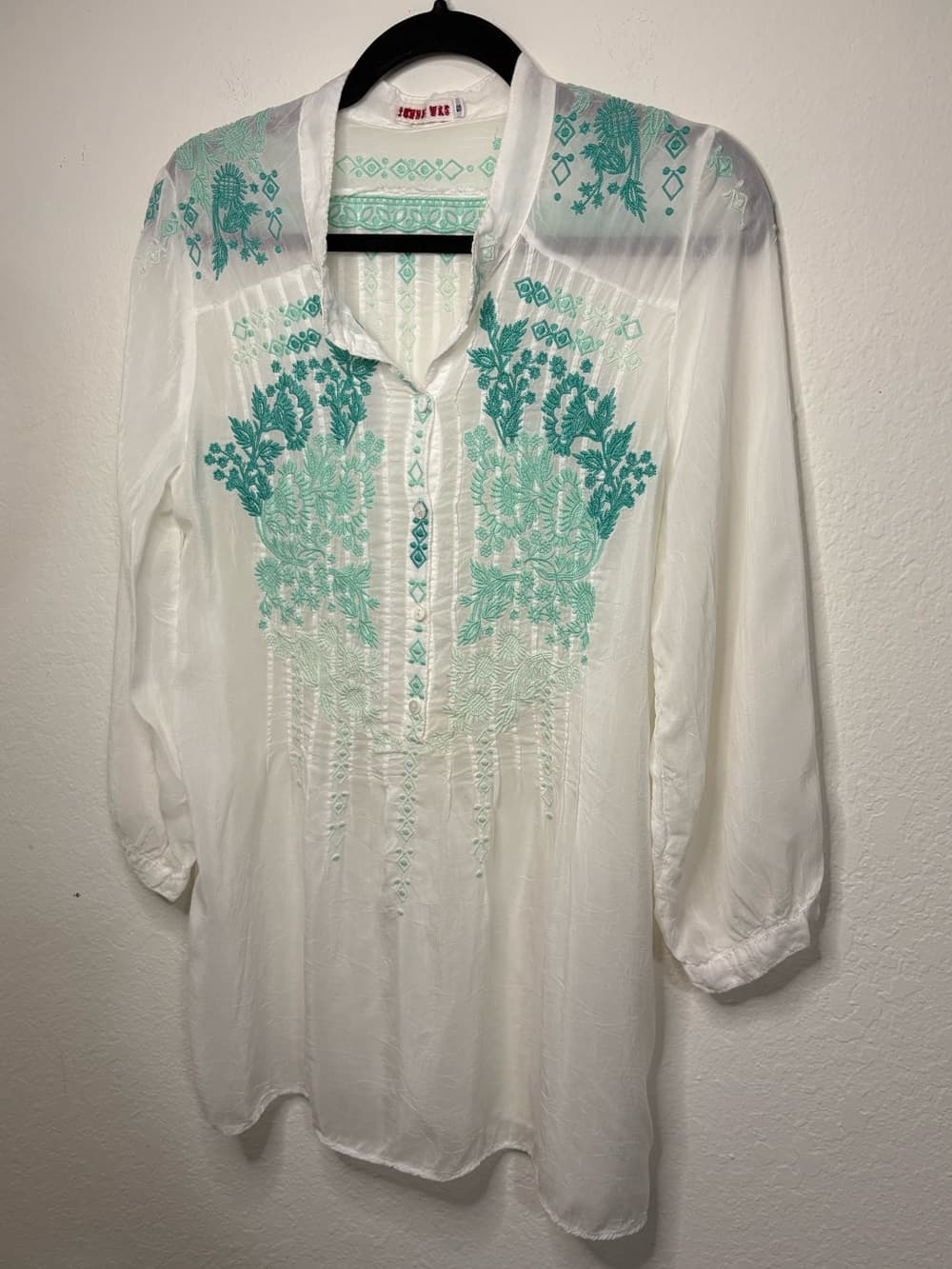 Johnny Was Embroidered Rayon Tunic Top Teal Boho Floral embroidery size Small - Thumbnail 3