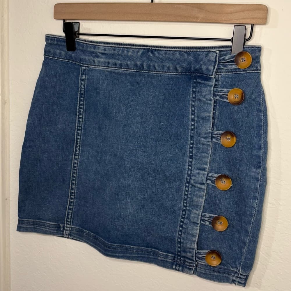 Free People Little Daisies Denim Mini Skirt size 2 - Thumbnail 3