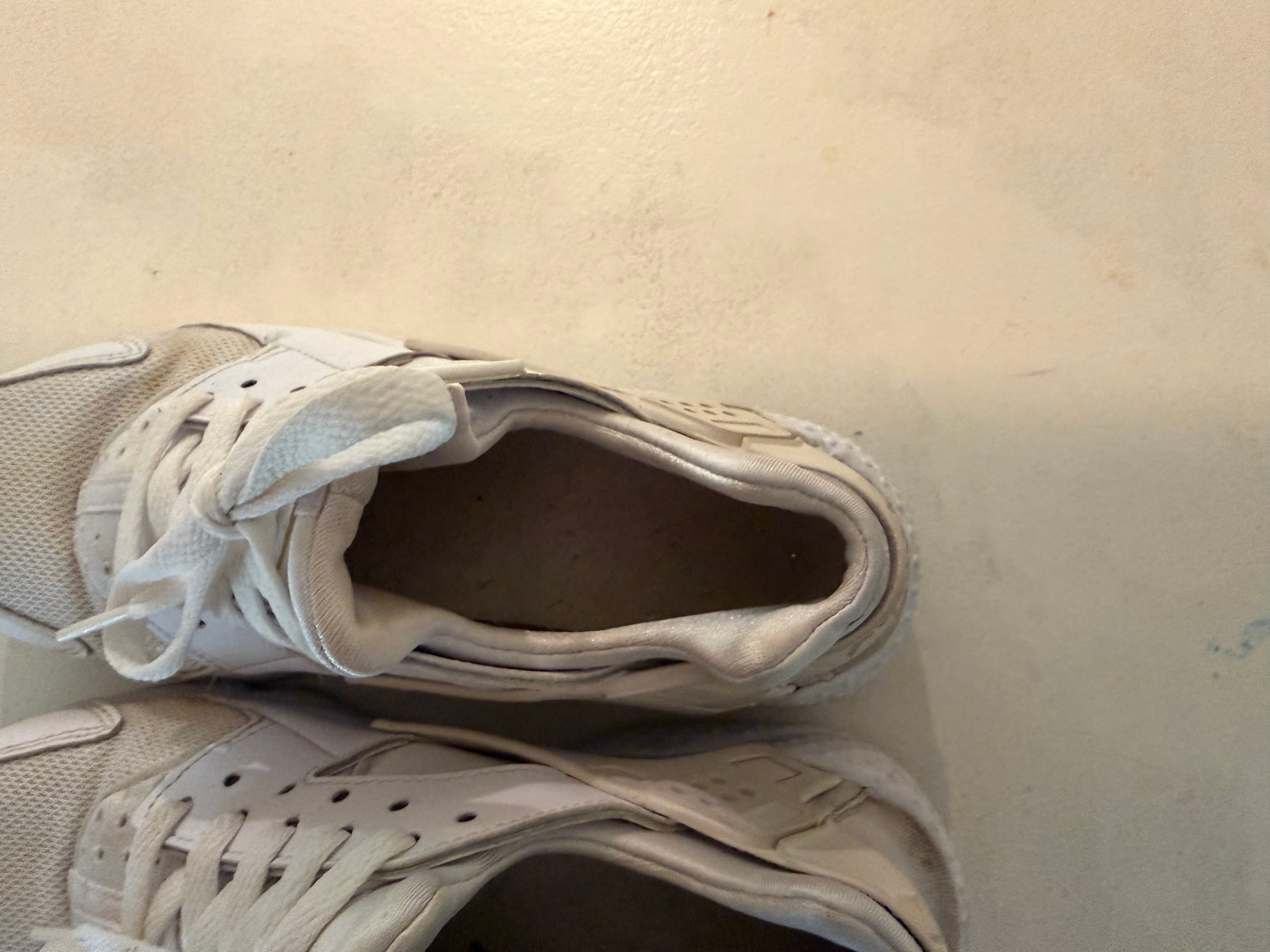 Nike Huarache White Sneakers Size 6.5 - Thumbnail 7
