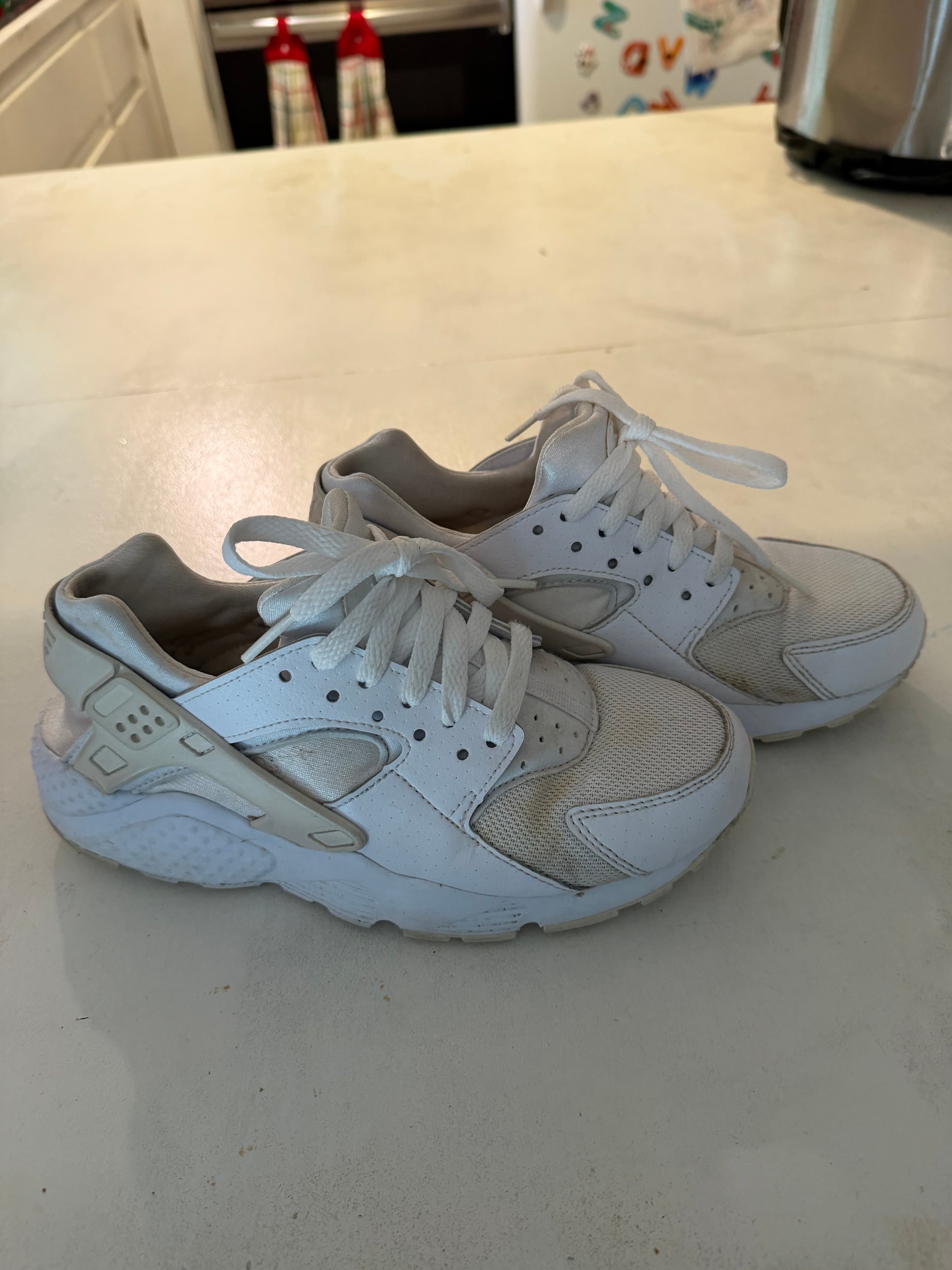 Nike Huarache White Sneakers Size 6.5 - Thumbnail 10