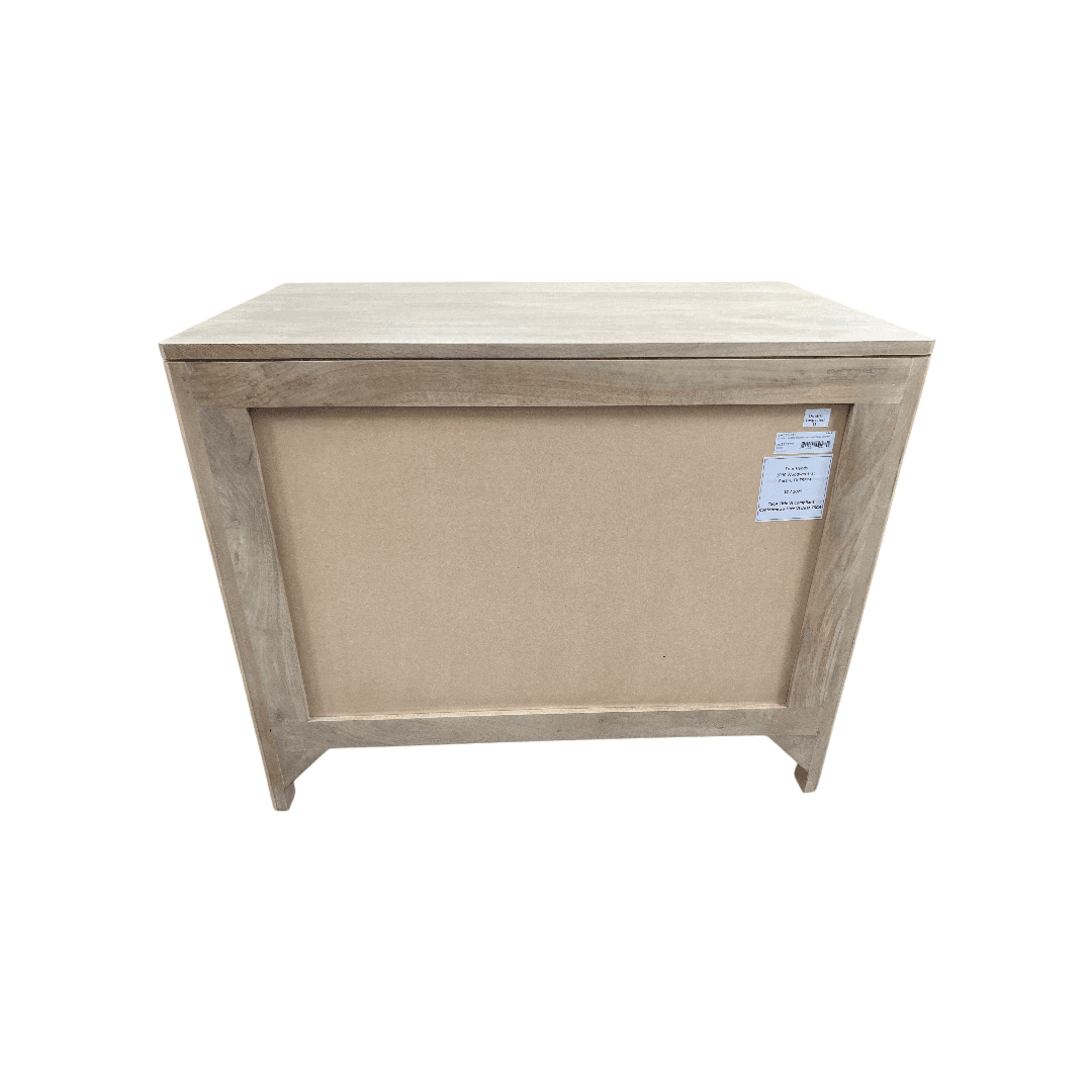 Lulu and Georgia Hannah 3-Drawer Nightstand - Thumbnail 14