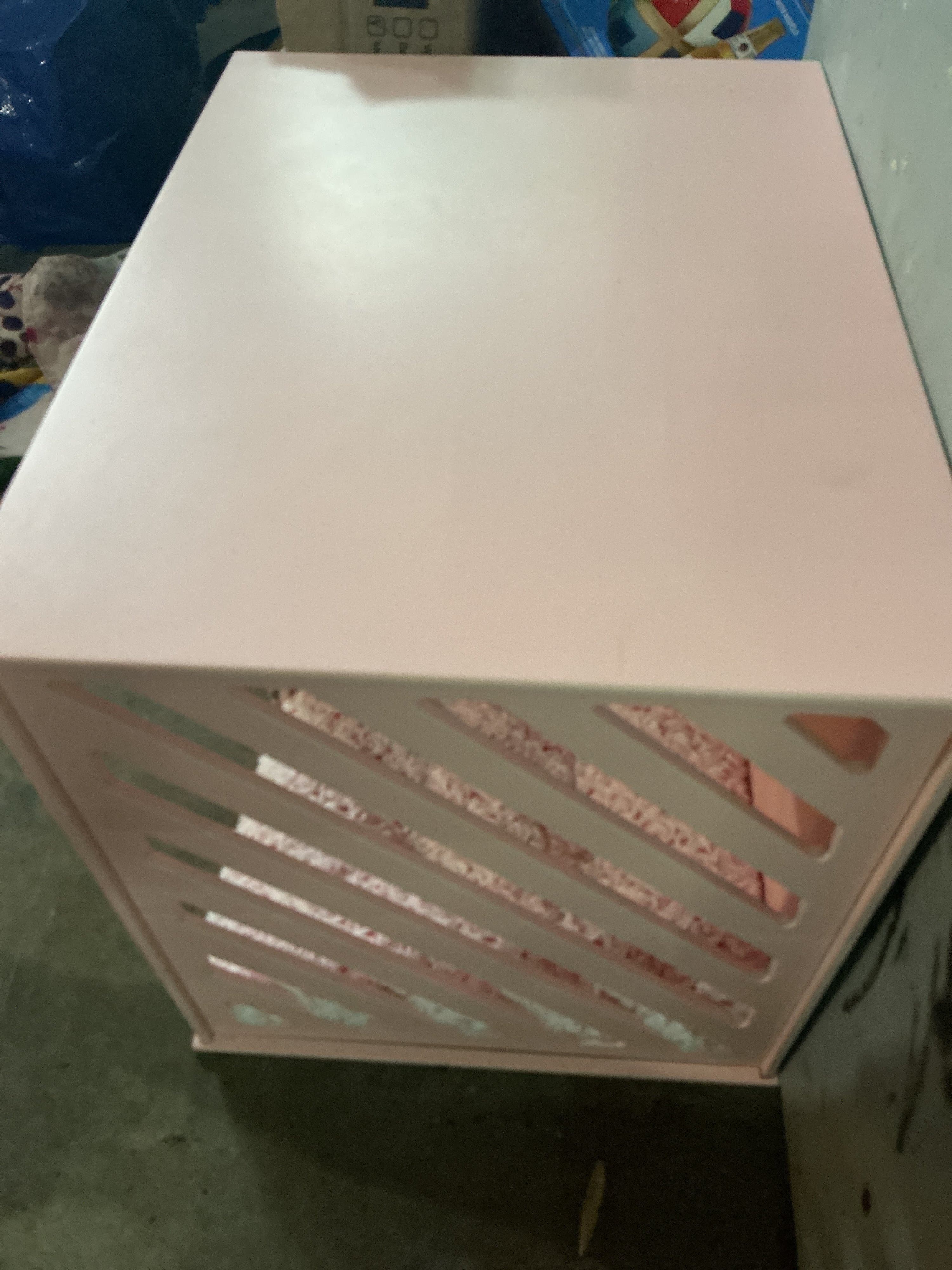 Pink Wooden Dog Crate with Cushion - Thumbnail 3