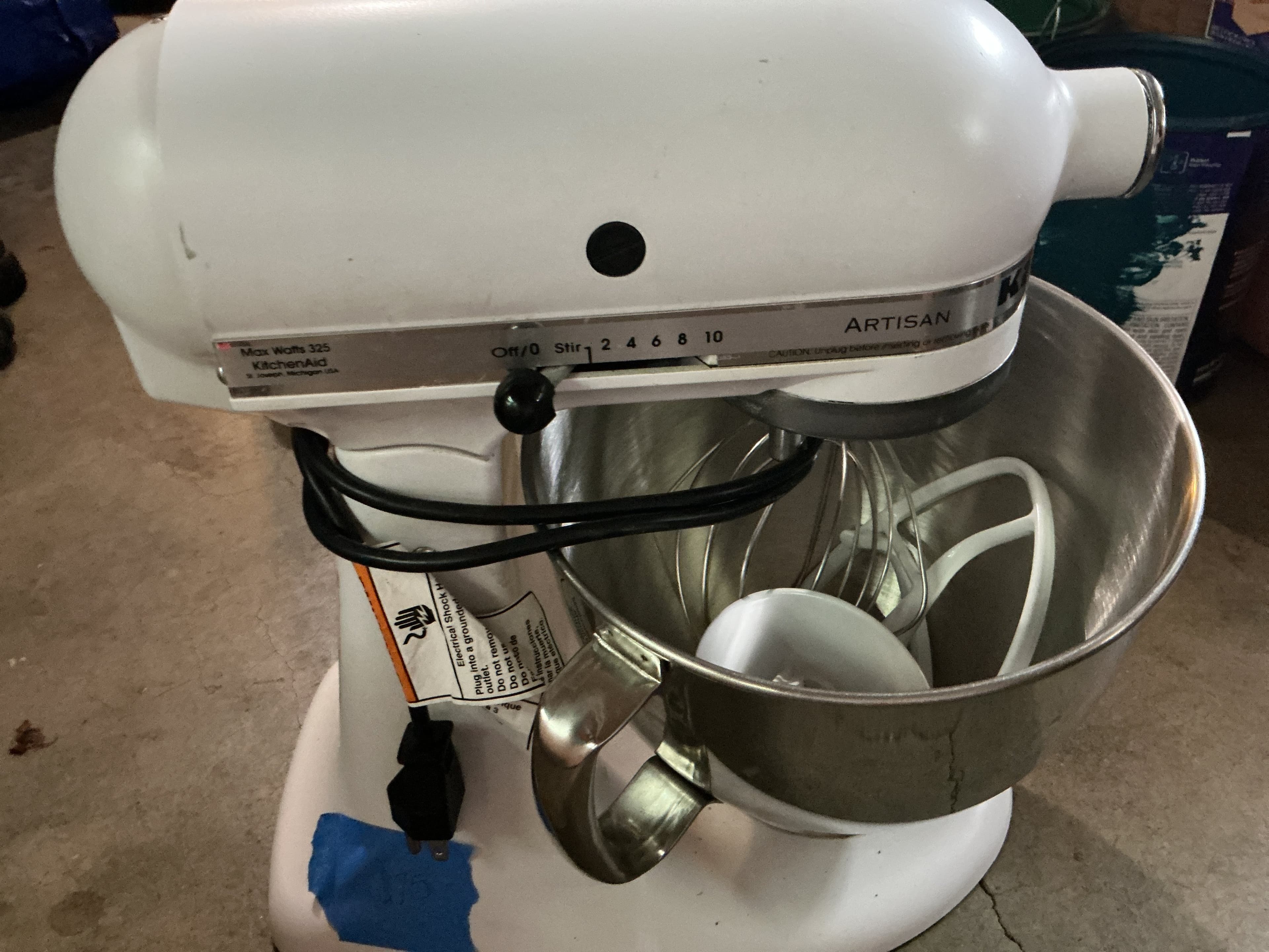 KitchenAid Artisan Stand Mixer White 325W - Thumbnail 2