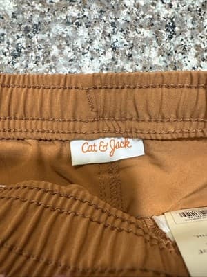 Cat & Jack Cargo Shorts Boys Size 12M NEW - Thumbnail 3