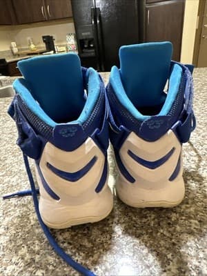 Excellent- Nike LeBron Soldier Blue High Top Basketball Sneakers- Size 11.5 Mens - Thumbnail 4