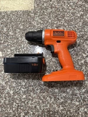 Black and Decker GC1800 18V Cordless Drill With Battery NO CHARGER - Thumbnail 3