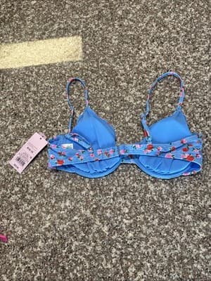 Wild Fable Bikini Top Blue Floral Underwire Medium Adjustable Straps NWT - Thumbnail 2