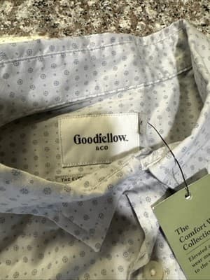 Goodfellow & Co Button-Up Shirt Size M New. - Thumbnail 3