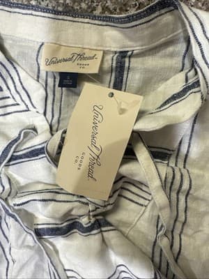 NWT Universal Threads linen blend striped top coastal beachy Size Small - Thumbnail 3