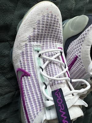 Nike Air Vapormax 2021 Flyknit GS White Violet Frost Size 7 Pre Owned Excellent - Thumbnail 3