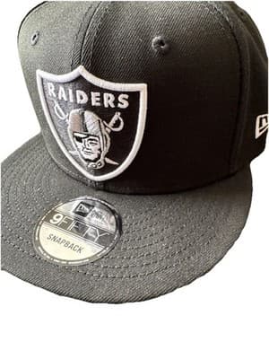 New Era 9FIFTY Las Vegas Raiders NFL Football Snapback Cap Hat Black - Thumbnail 9
