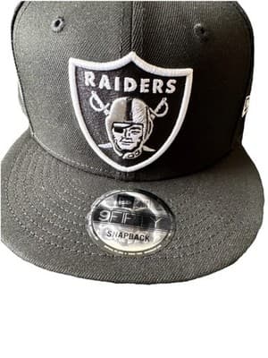 New Era 9FIFTY Las Vegas Raiders NFL Football Snapback Cap Hat Black - Thumbnail 10
