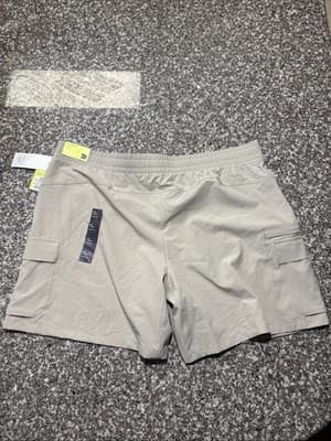 All in Motion Men's 7” Cargo Shorts, Gray/beige, UPF, 2 Way Stretch, XXL, New - Thumbnail 2