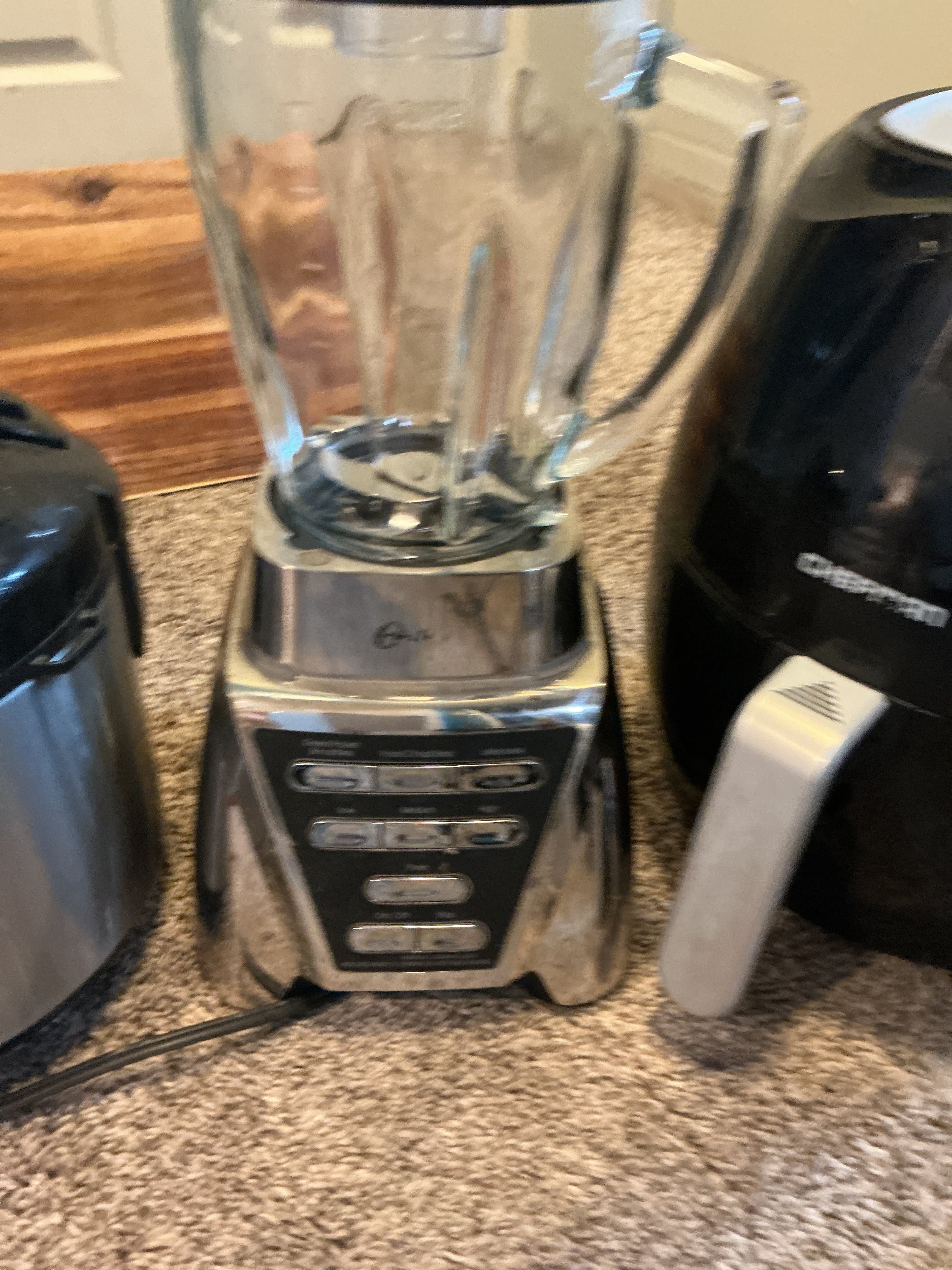 Kitchen Appliance Bundle: Blender, Toaster, Air Fryer & More - Thumbnail 4