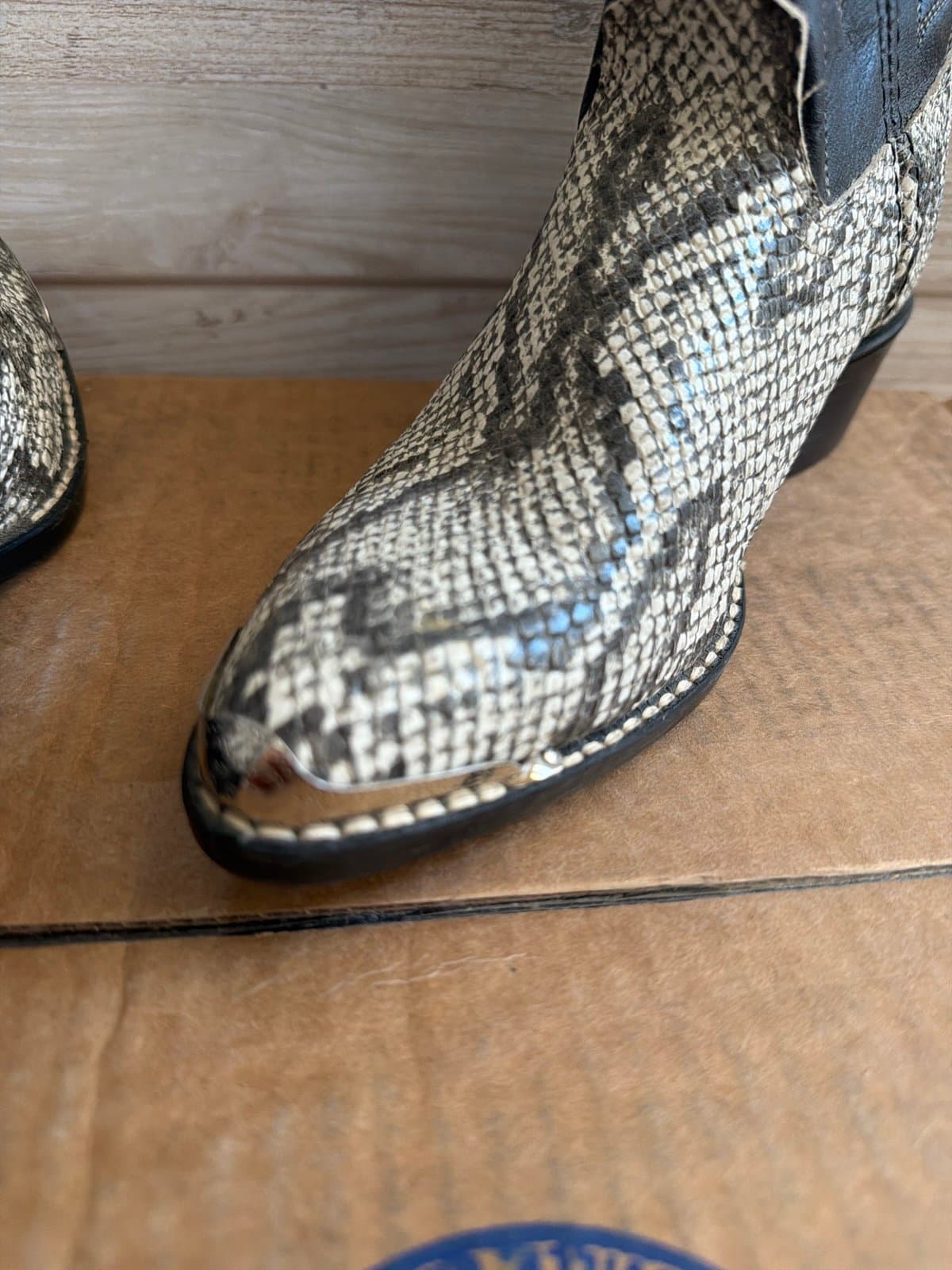 Vintage Acme Boots Boys Snakeskin Mojave Cowboy Boots size 2D I think kids 1 - Thumbnail 3