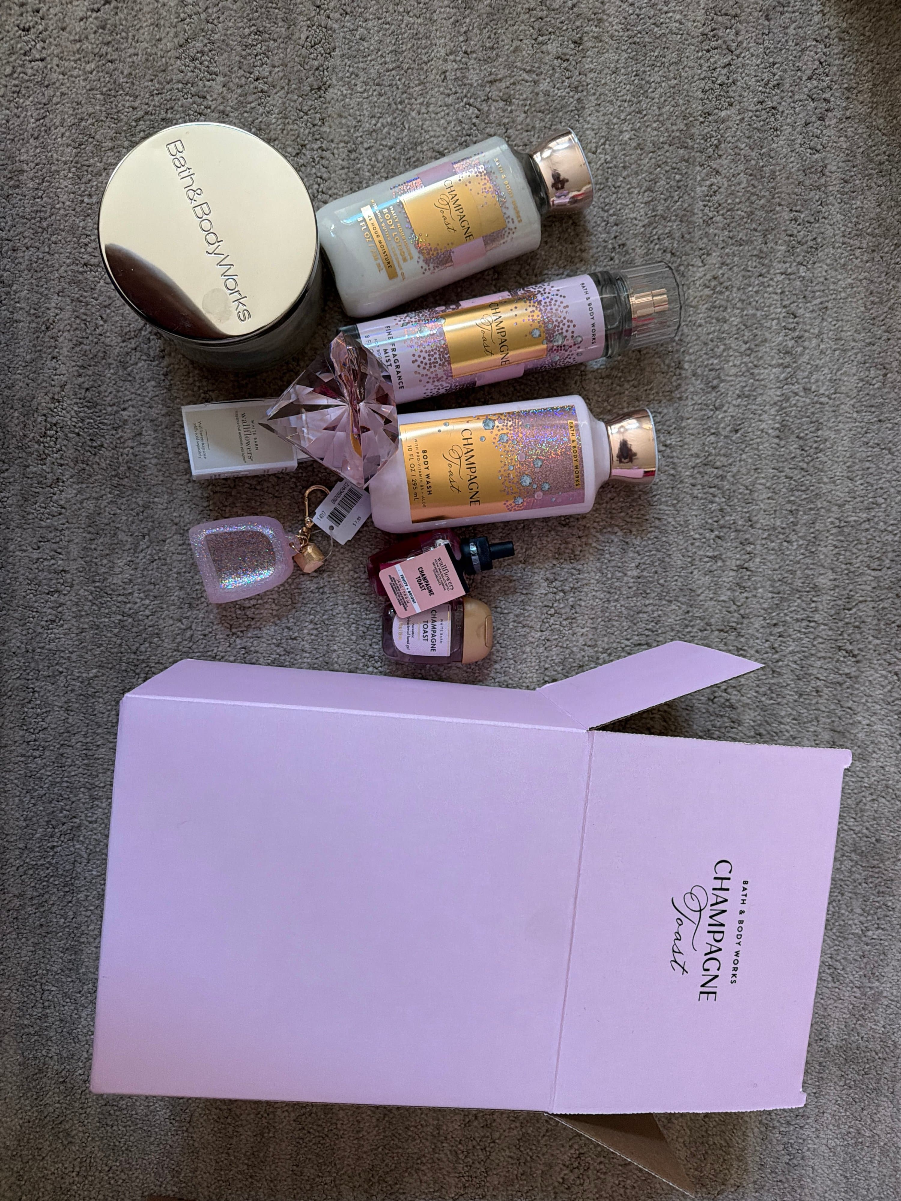 Bath & Body Works Champagne Toast Gift Set lotion mist candle bag wallflower - Thumbnail 3