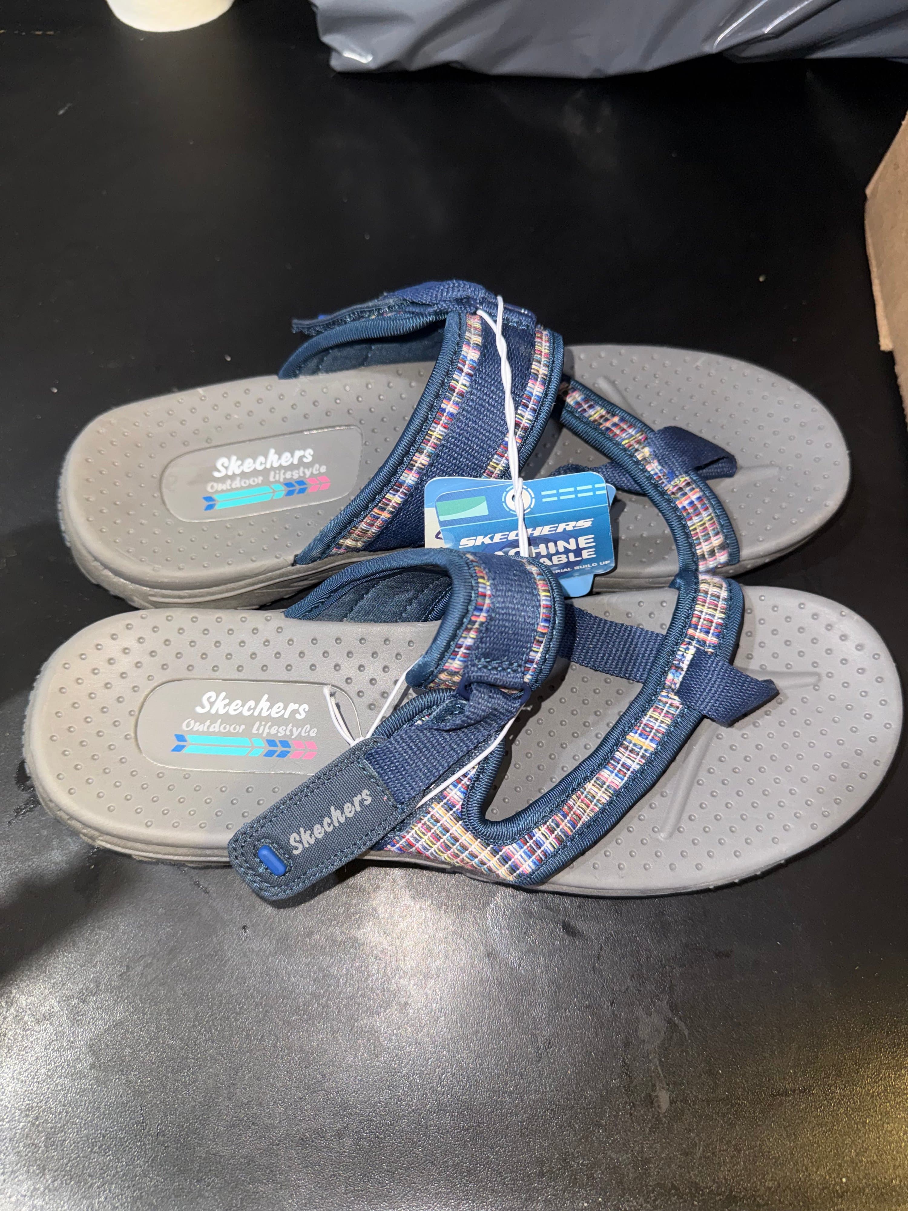 Skechers adventure  outdoor lifestyle Machine Washable Sandals size 9 women’s - Thumbnail 3