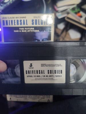 Universal Soldier (VHS) - Thumbnail 3