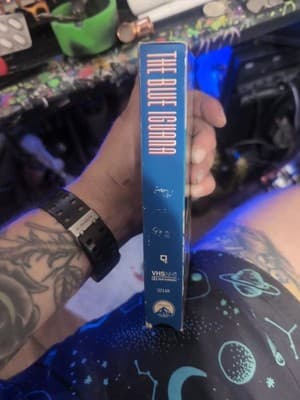 The Blue Iguana (VHS 1988) Dylan McDermott Jessica Harper New Sealed - Thumbnail 3