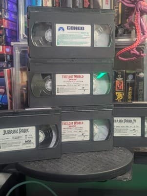 Michael Creighton VHS Lot Congo, Jurassic Park, Lost World S.E. And J.P. 3 - Thumbnail 4