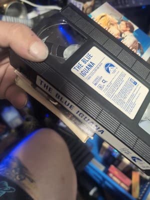 The Blue Iguana (VHS 1988) Dylan McDermott Jessica Harper New Sealed - Thumbnail 5