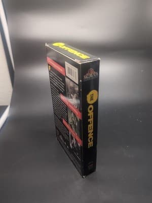 The Offence (VHS, 1993) - Thumbnail 5