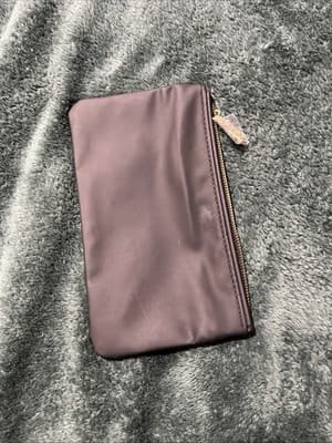 Tyra Banks Cosmetic Makeup Bag with Zipper for Women and Girls New - Thumbnail 2