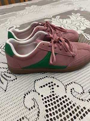 No Boundaries Pink and Green Casual Sport Sneakers Women's Size 7 - Thumbnail 6