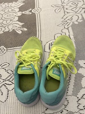 Nike Lunarstelos running shoes in yellow/turquoise colorway, model 844736-700 - Thumbnail 2