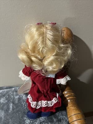 This Is A Heather Soft-bodied Collectible Doll by ArtToy Company. Brand New Mint - Thumbnail 4