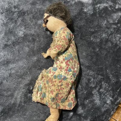 Vintage Cloth Doll Resembling An Elderly Woman with Floral Dress. 15 Inches Tall - Thumbnail 7
