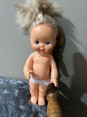 A Vintage Plastic Baby Doll with Blonde Hair and Blue Eyes. Ideal Toy Corp 1980 - Thumbnail 2