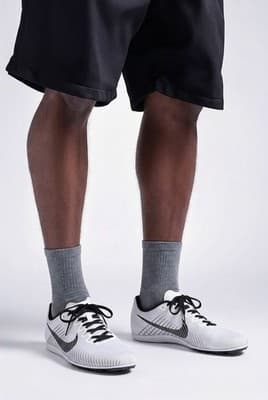 Nike Zoom Rival M 11 track spike running shoes in white and black colorway - Thumbnail 3
